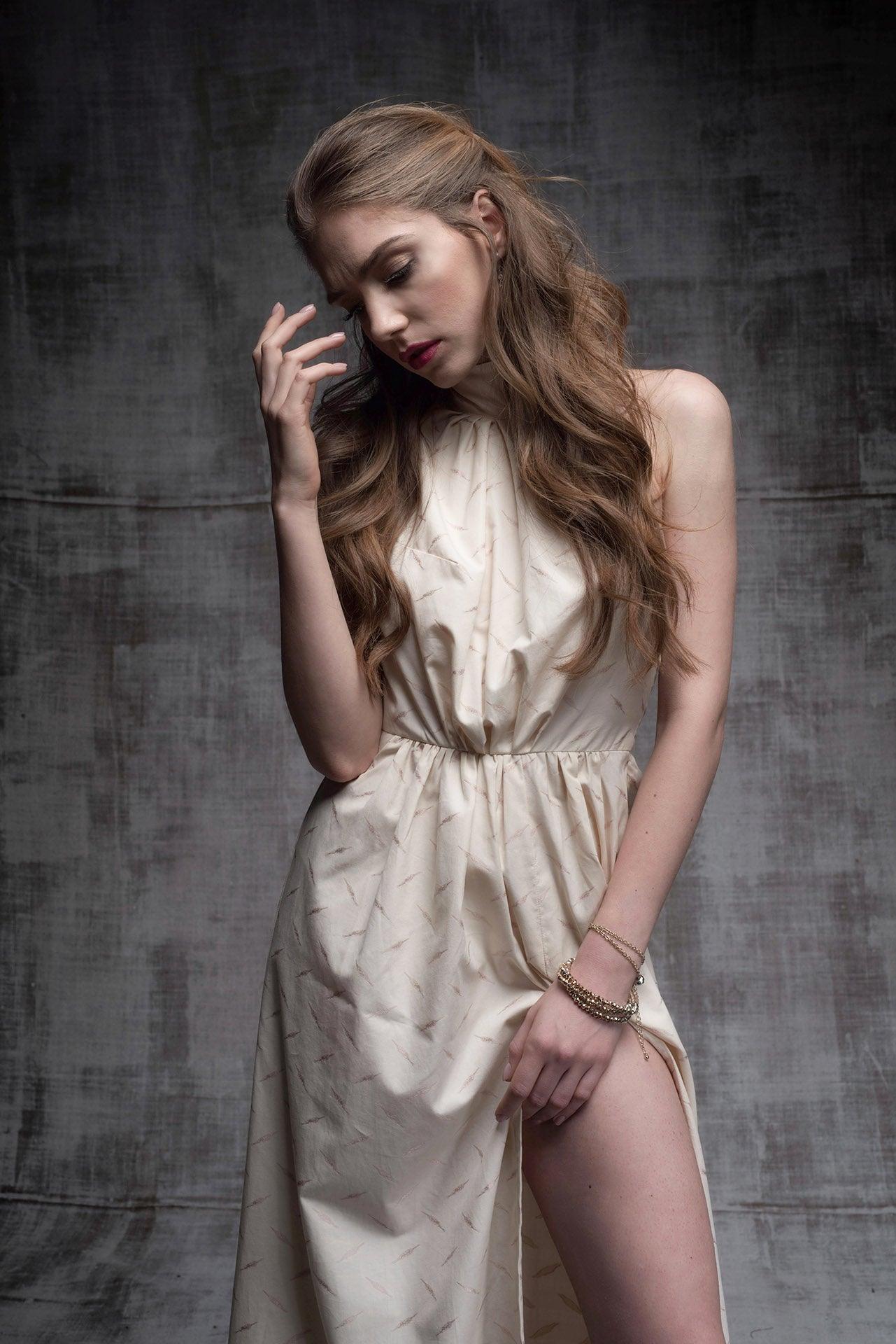 Federica Lucaferri indossa Malìa - Malìa Lab Atelier di moda biologica artigianale etica - Collezioni - Flavia Amato -