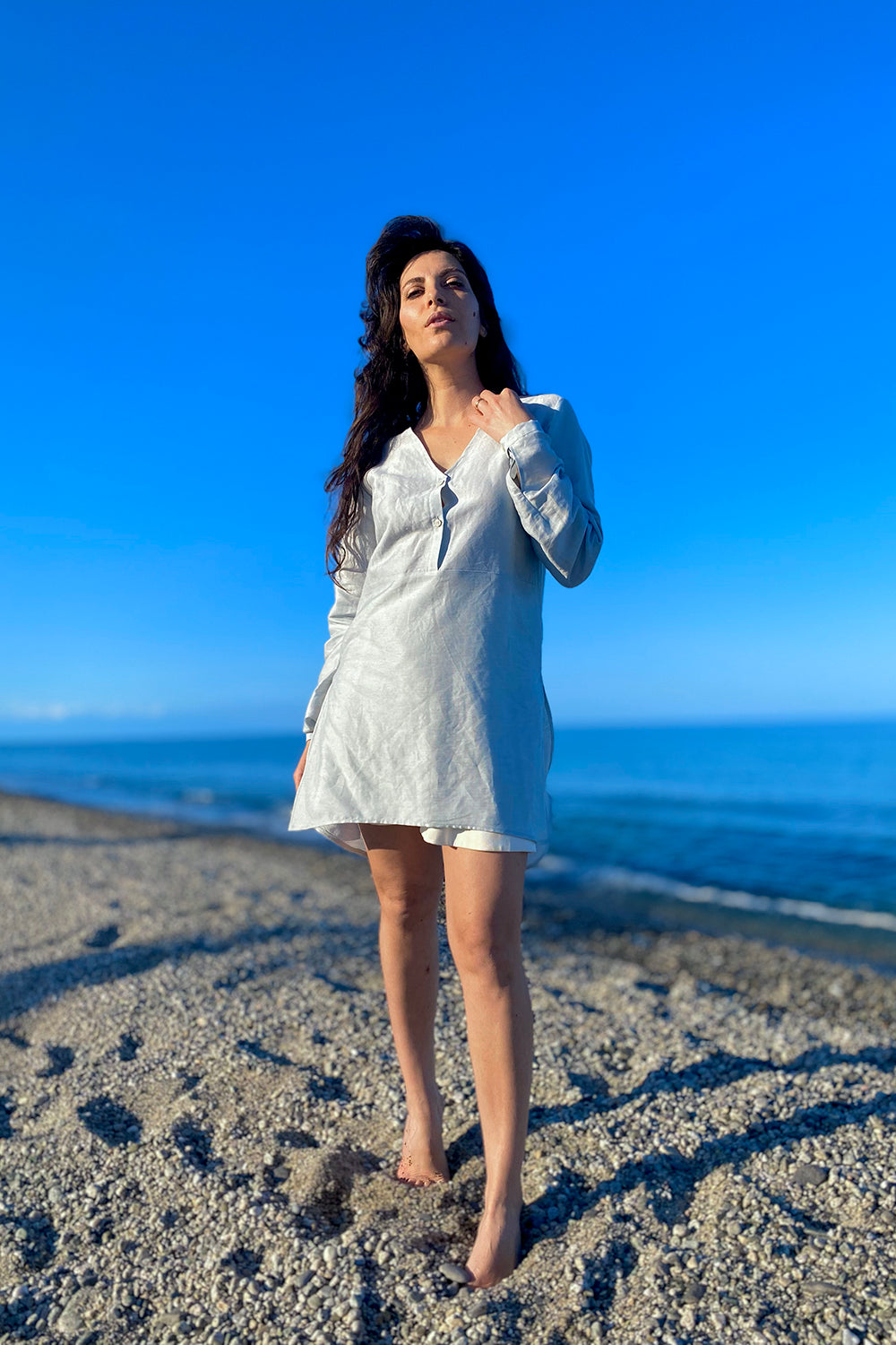 Camicia lino cotone Camiseta abbigliamento sostenibile donna brand malia lab camicia sartoriale dettaglio frontale