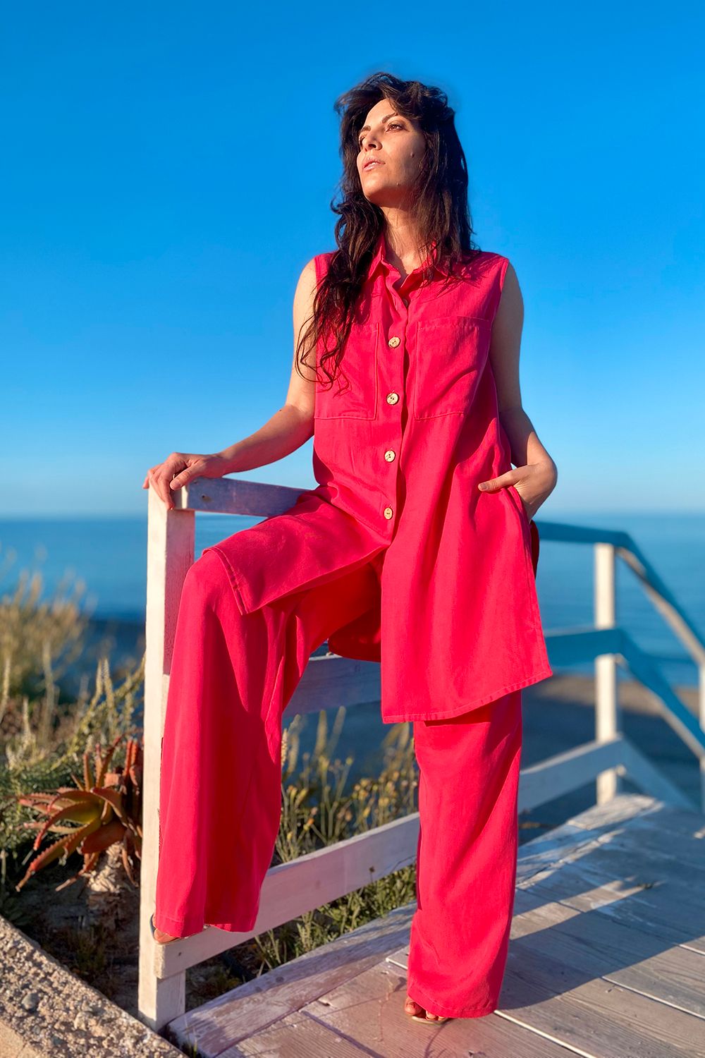 Camicia lunga tencel lyocell abbigliamento sostenibile brand malia lab vestiti ecosostenibili donna dettaglio laterale