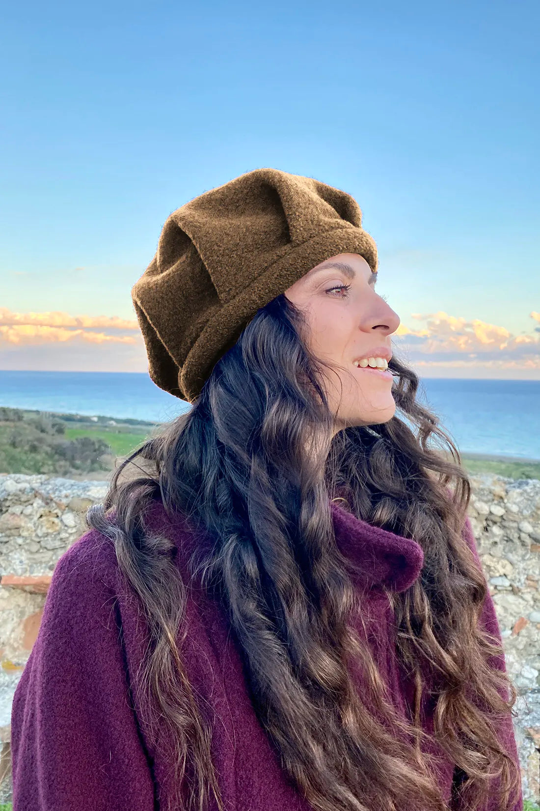 Cappello Edith lana cotta vergine accessori artigianali sostenibili malia lab biscotto