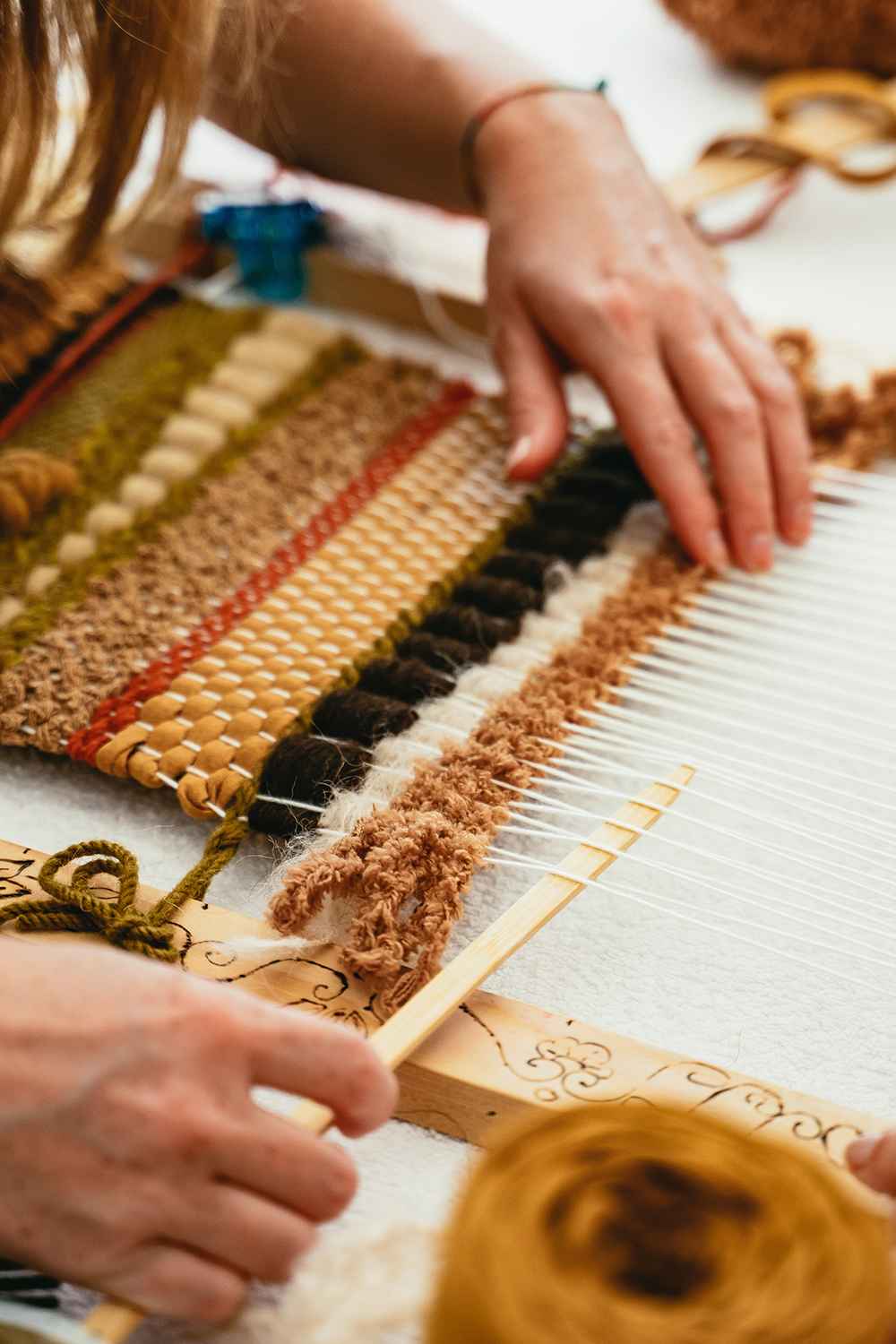 Corso di telaio cornice manuale brand malia lab artigianale etico sostenibile