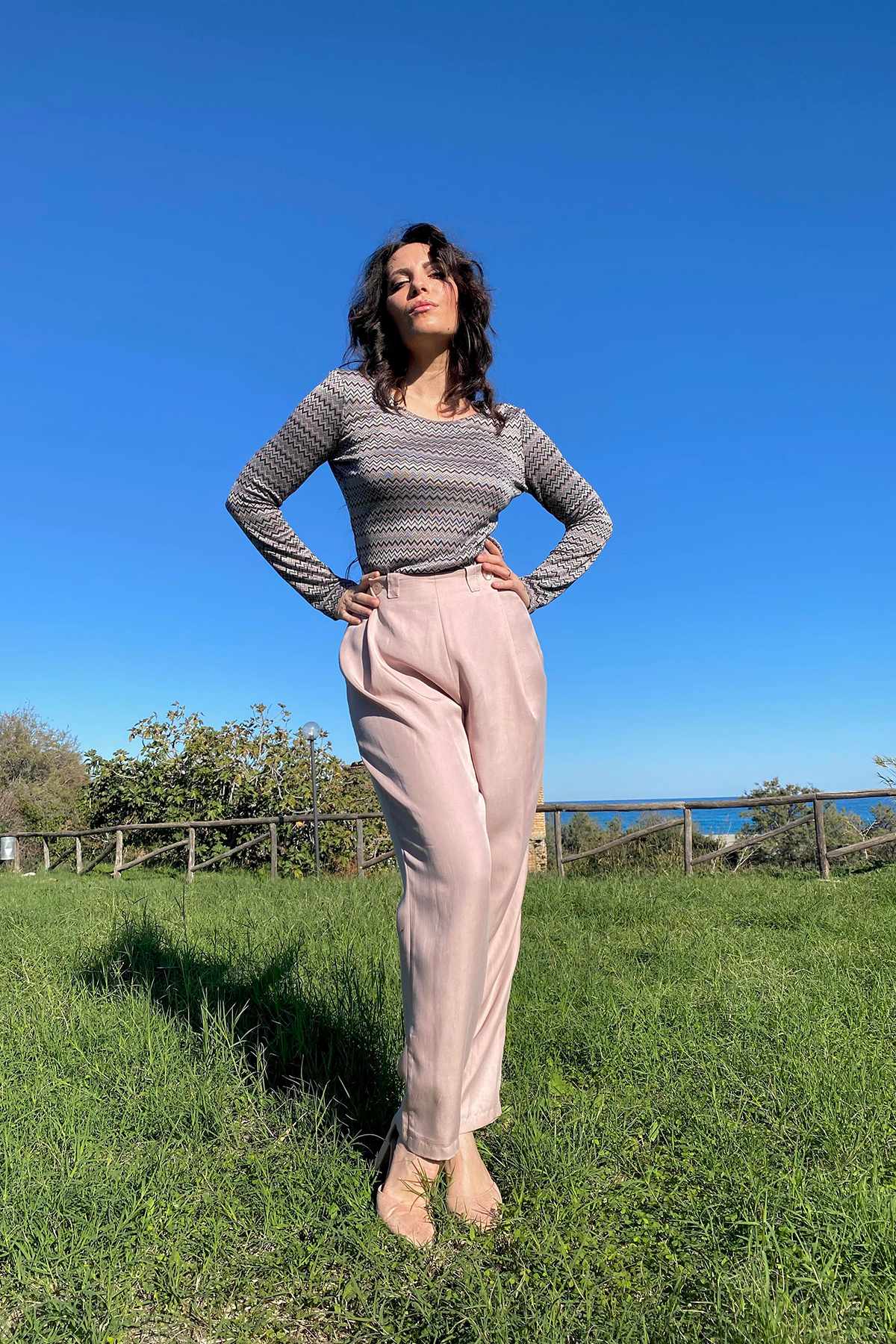 Maglia NORA calda ecoviscosa sottogiacca abbigliamento sostenibile moda responsabile artigianale brand malia lab