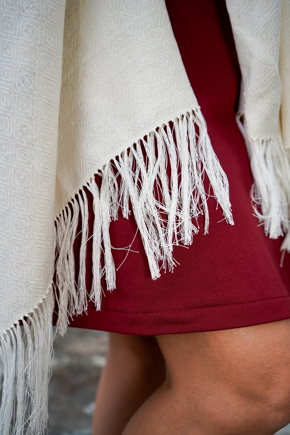 Scialle VANNA seta vancale ampio atelier moda sostenibile abbigliamento etico artigianale dettaglio ravvicinato