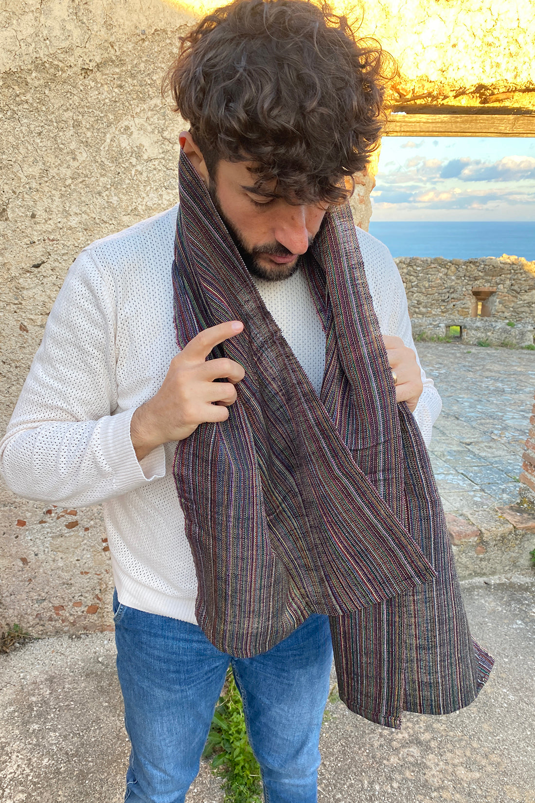 Sciarpa Eccentrica multicolore telaio tradizionale accessori artigianali sostenibili malia lab nero