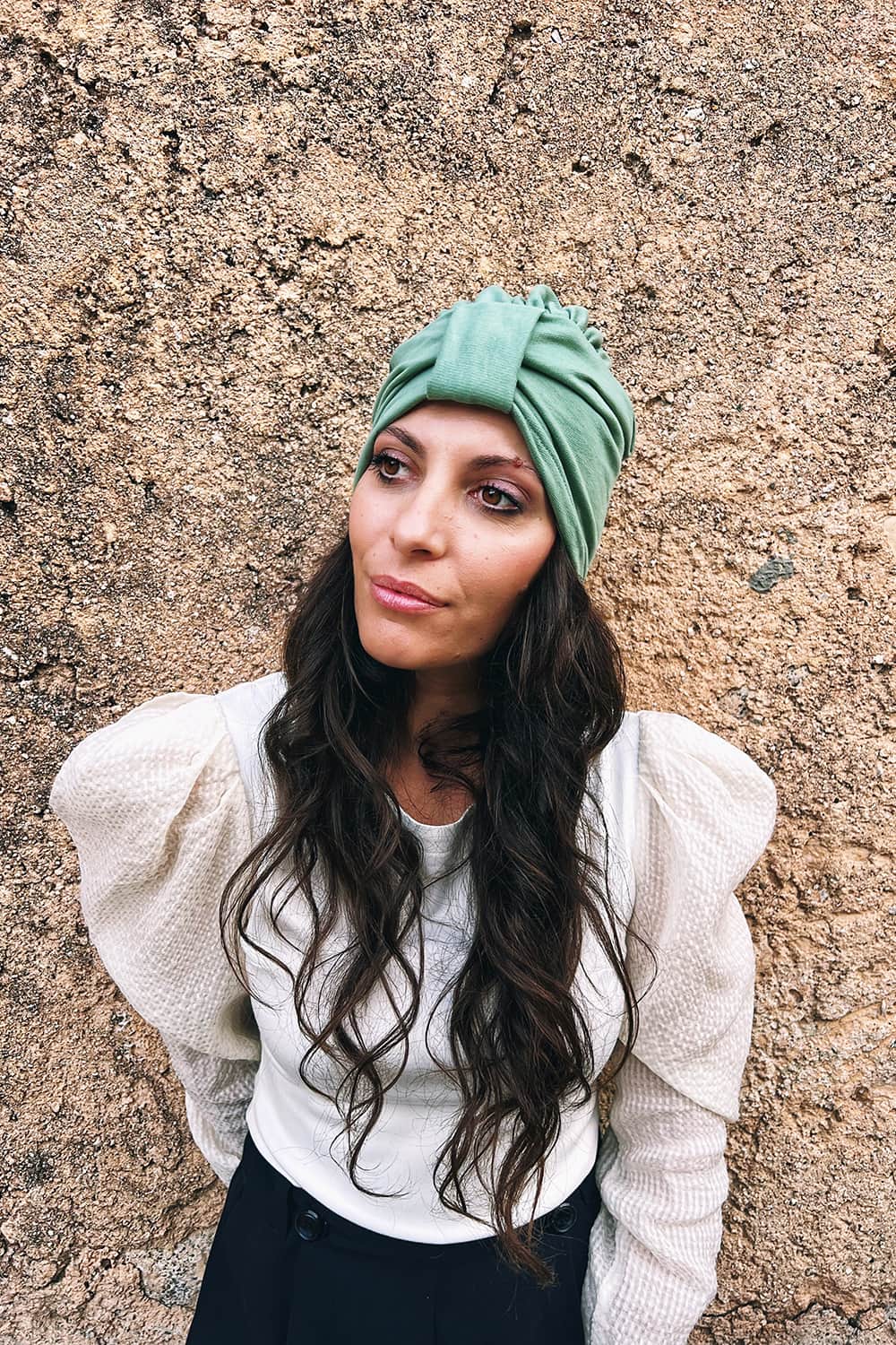 Turbante BEA accessori di moda sostenibili verde caldo cotone felpato biologico moda sostenibile abbigliamento etico artigianale brand malia lab