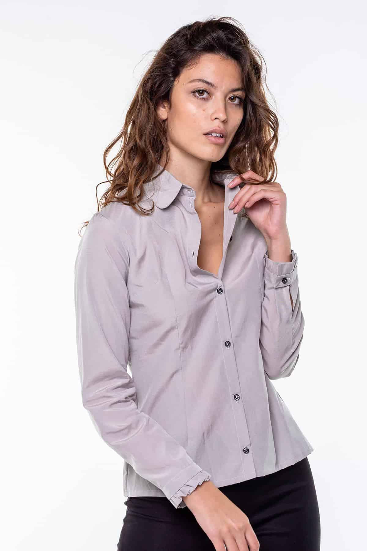 Camicia Kate Cupro grs ecologico Cotone Biologico Moda Sostenibile Artigianale brand Malia Lab camicia sartoriale blusa su misura vista frontale
