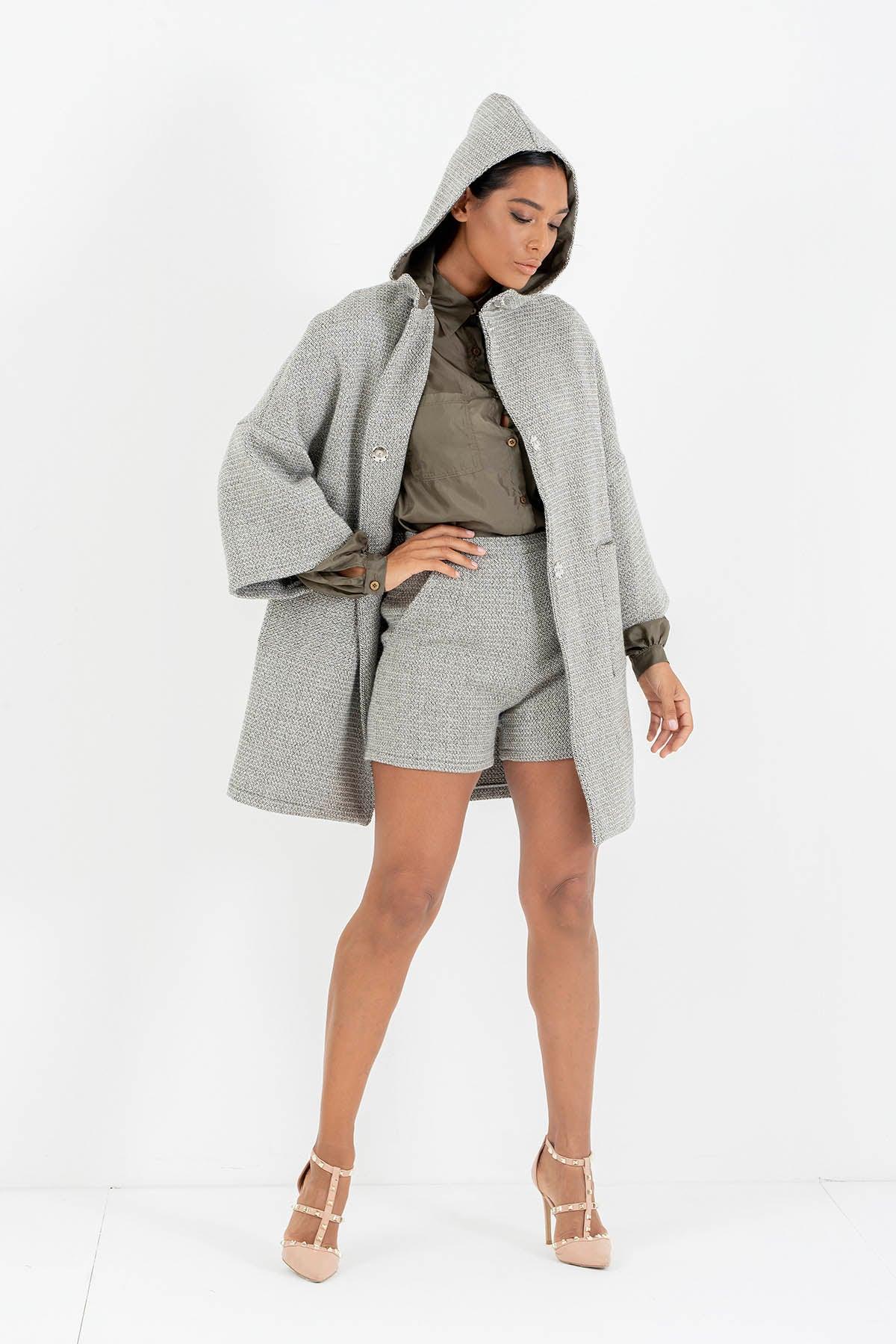 Cappotto Eleonora calda lana biologica invernale comodo cinta in vita brand malia lab abbigliamento biologico sostenibile abbigliamento sartoriale donna ecosostenibile