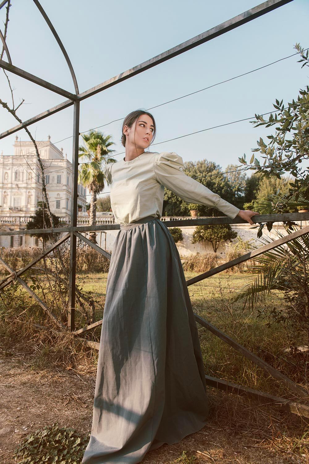 Camicia Blusa Madrid fibra di latte cotone biologico brand malia lab abbigliamento sostenibile etico abbigliamento artigianale maniche a palloncino vestiti etici donna