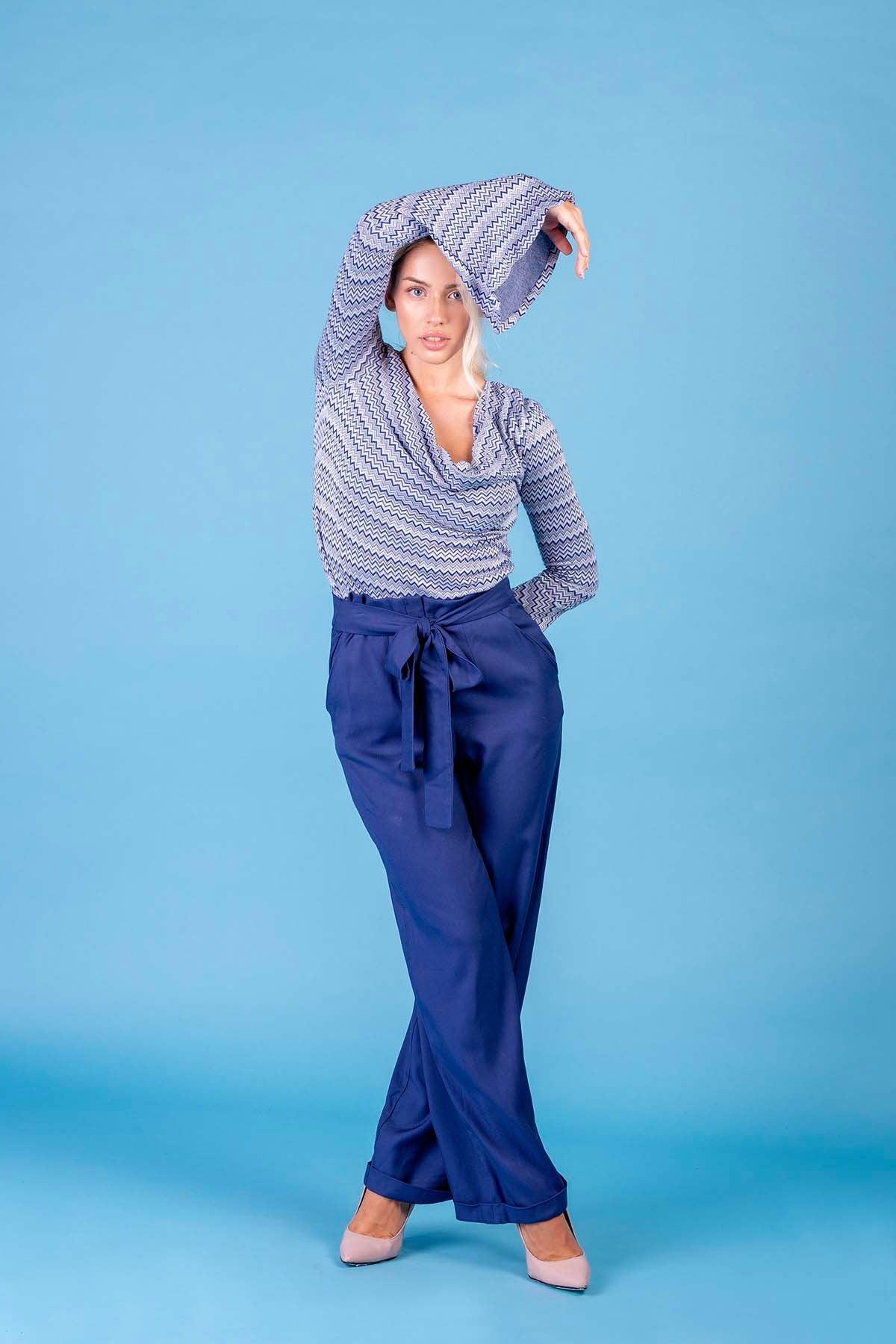 Pantalone Danielle in bamboo brand malia lab abbigliamento sostenibile etico abbigliamento artigianale vestibilita comoda pantalone sartoriale su misura fibre naturali vista frontale