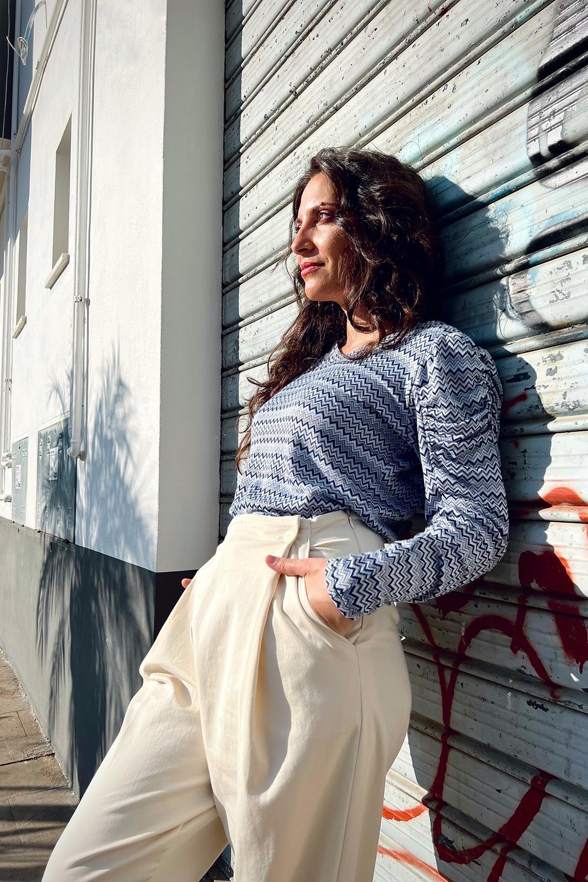 Maglia Marzia ecoviscosa ecologica brand malia lab atelier moda sostenibile artigianale tessuti sostenibili vestiti ecosostenibili donna maglia artigianale sartoriale