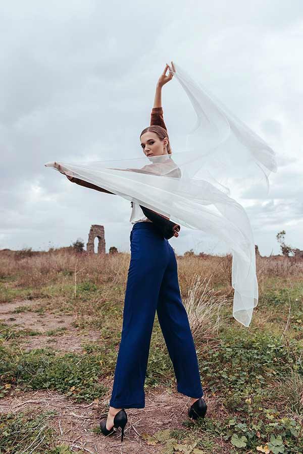 Pantalone Danielle in bamboo brand malia lab abbigliamento sostenibile etico abbigliamento artigianale vestibilita comoda pantalone sartoriale