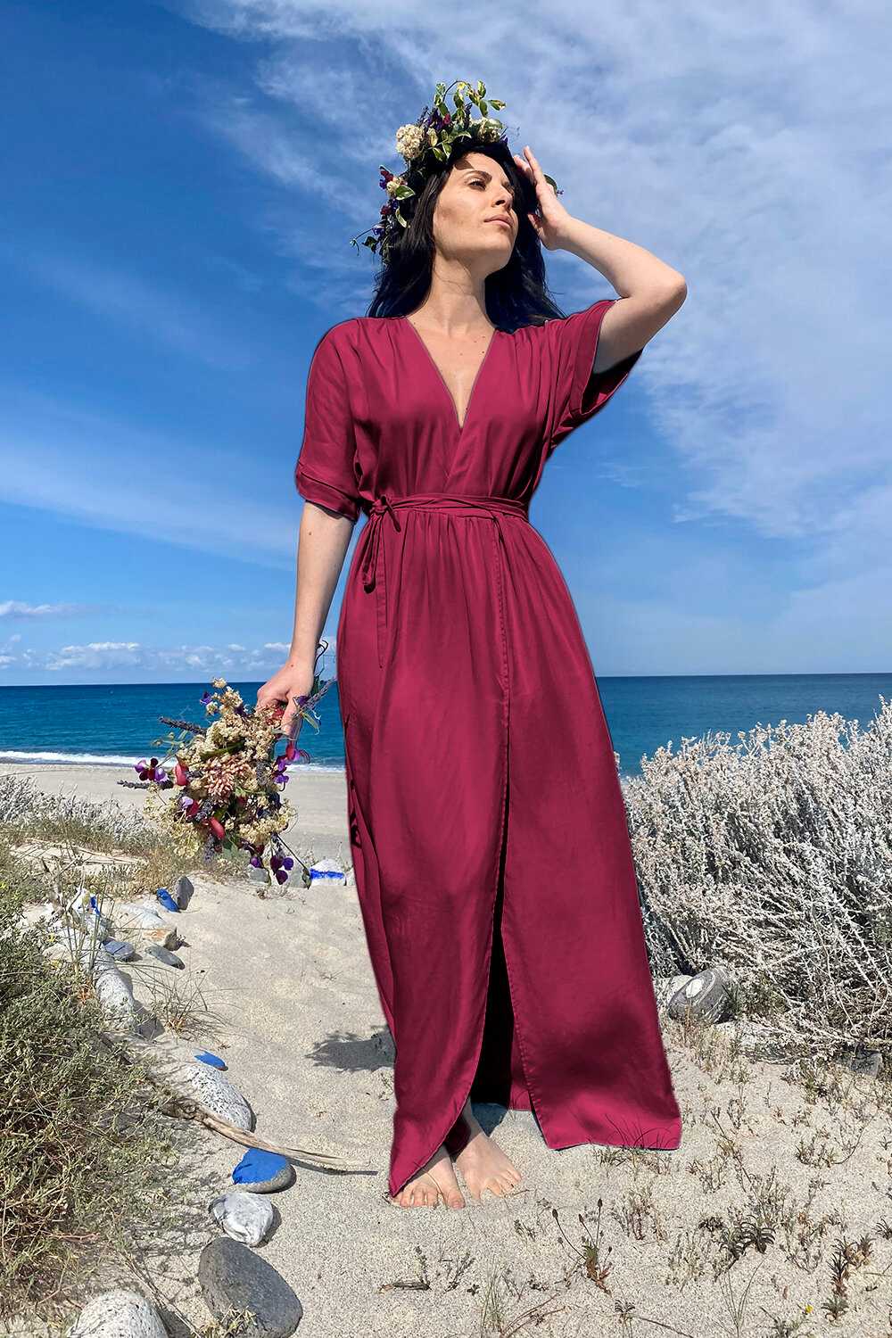 Abito Antea cerimonia tencel lyocell abbigliamento sostenibile vestiti ecosostenibili donna brand malia lab moda etica sartoriale borgogna