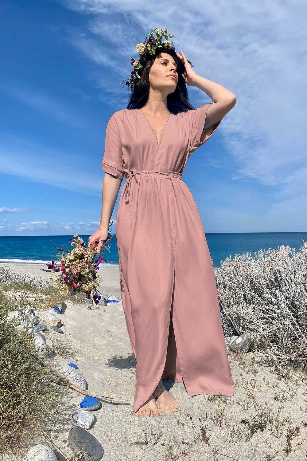 Abito Antea cerimonia tencel lyocell abbigliamento sostenibile vestiti ecosostenibili donna brand malia lab moda etica sartoriale rosa