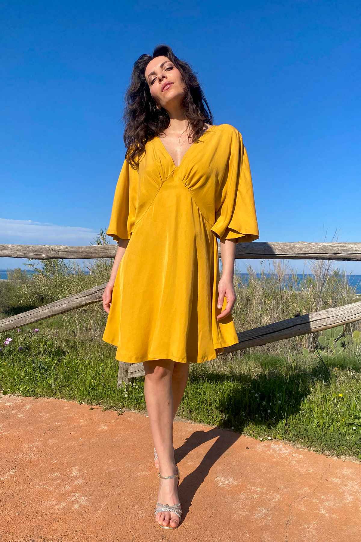 Abito Raquel tencel lyocell brand malia lab abbigliamento sartoriale etico dettaglio frontale
