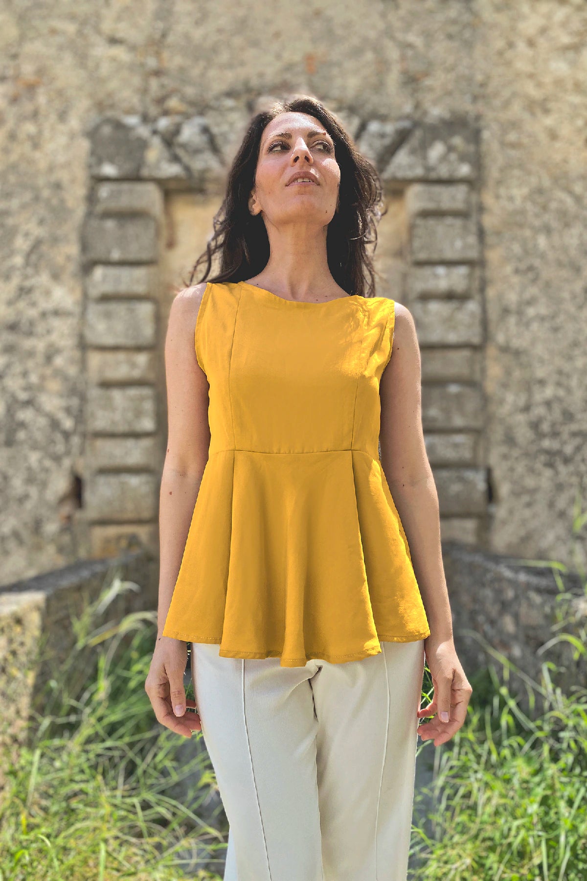 Blusa Irma ruota tencel lyocell abbigliamento sartoriale etico sostenibile brand malia lab dettaglio giallo
