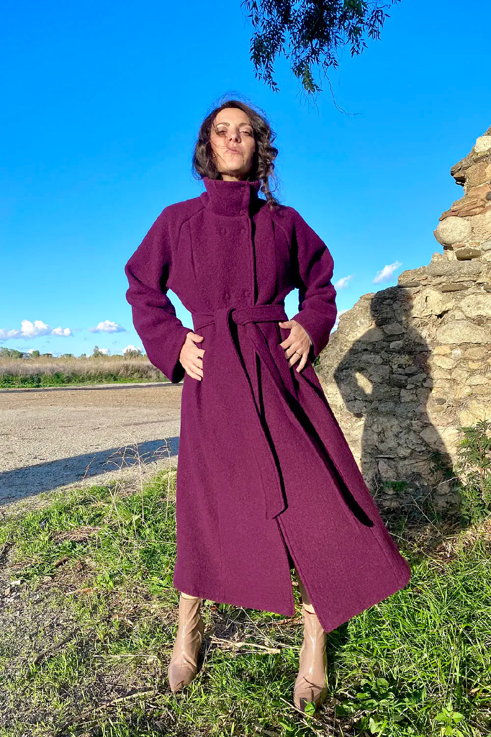 Cappotto Flaminia lana cotta vergine abbigliamento artigianale sostenibile colore vinaccia malia lab
