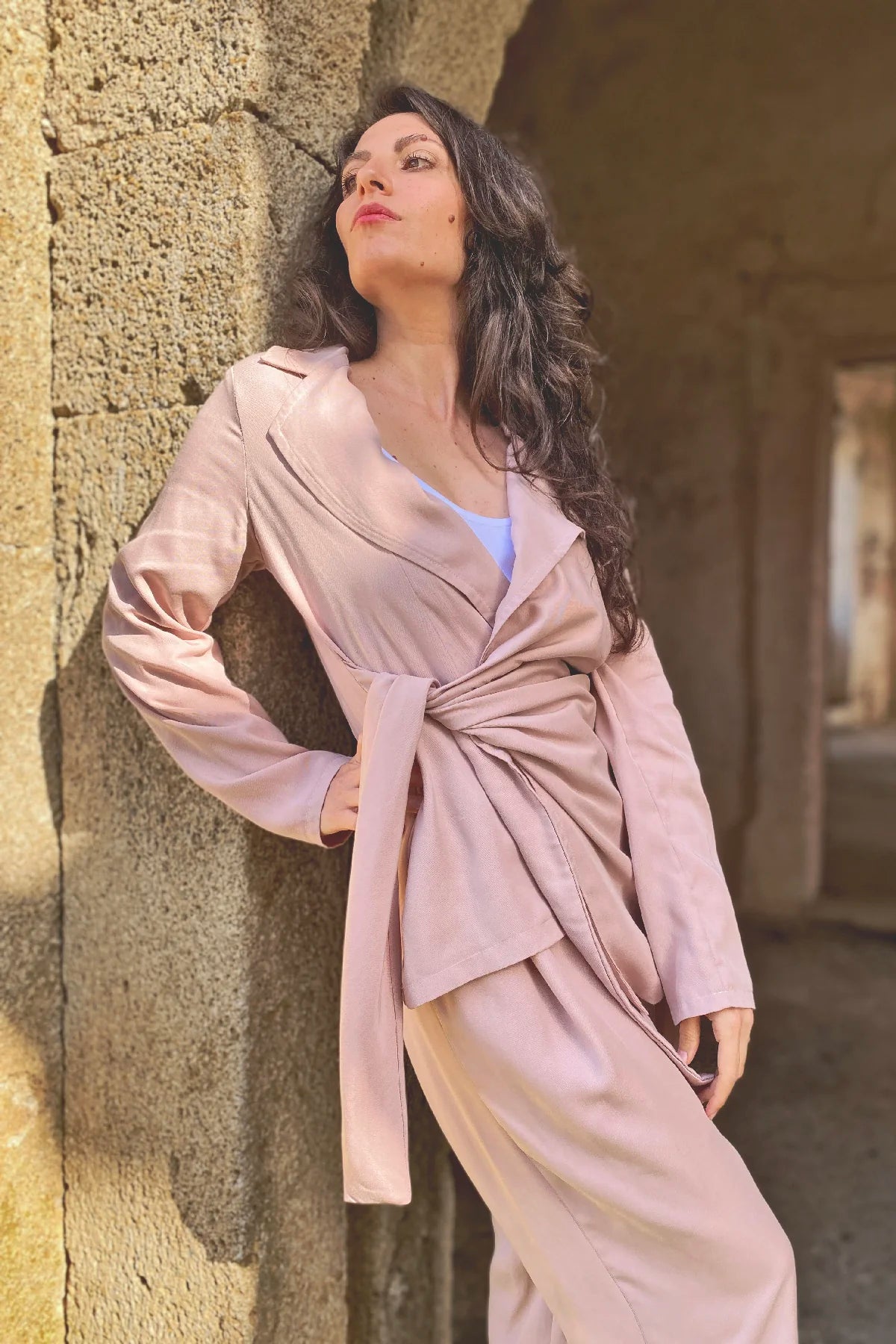 Giacca con fusciacca Selina tencel lyocell abbigliamento sartoriale artigianale brand etico malia lab
