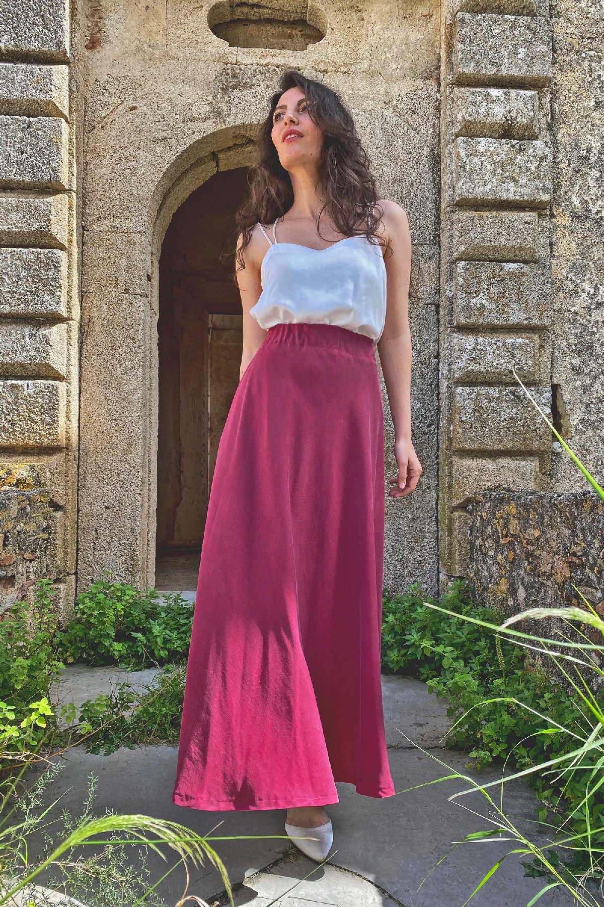 Gonna Ramona tencel lyocell abbigliamento sartoriale sostenibile brand etico malia lab borgogna vista frontale
