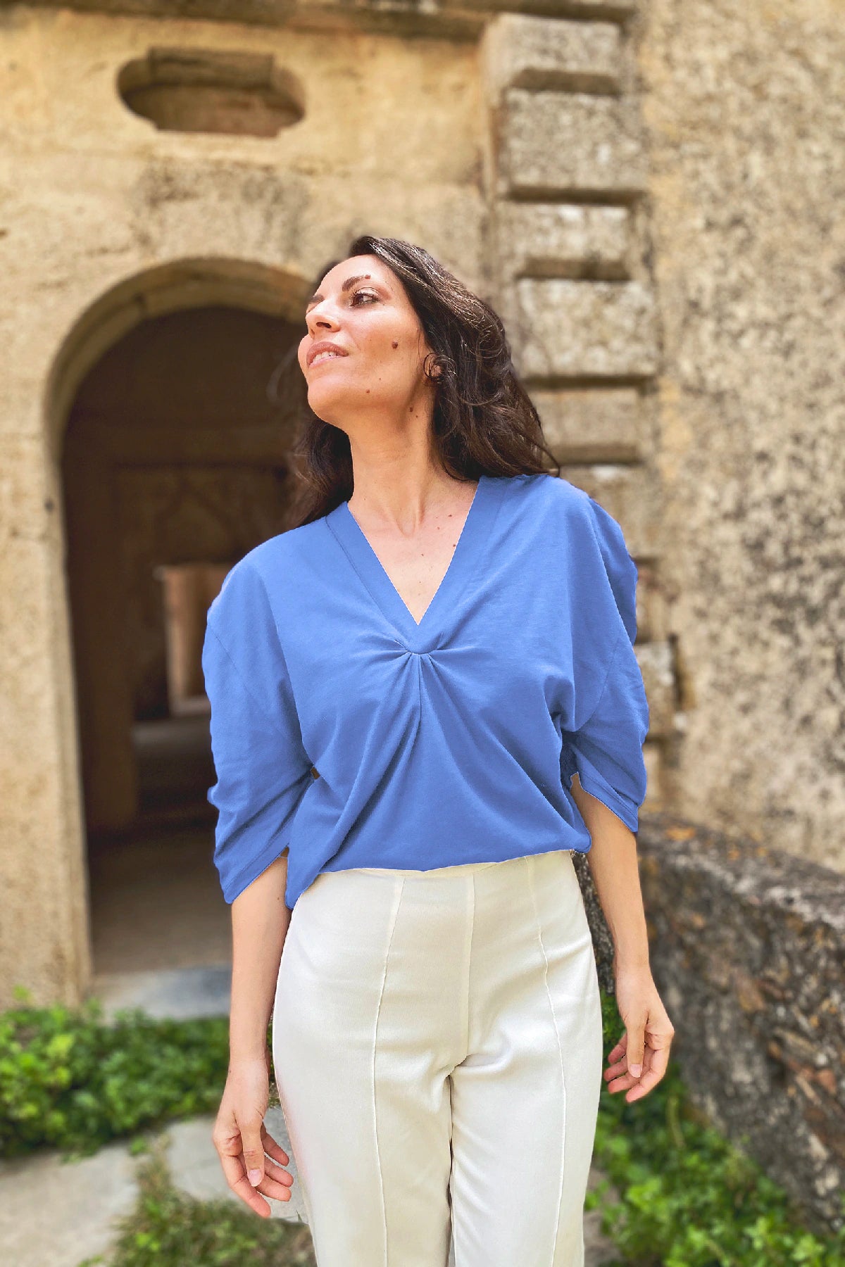 Maglia Lidia jersey cotone abbigliamento sostenibile sartoriale brand malia lab ceruleo
