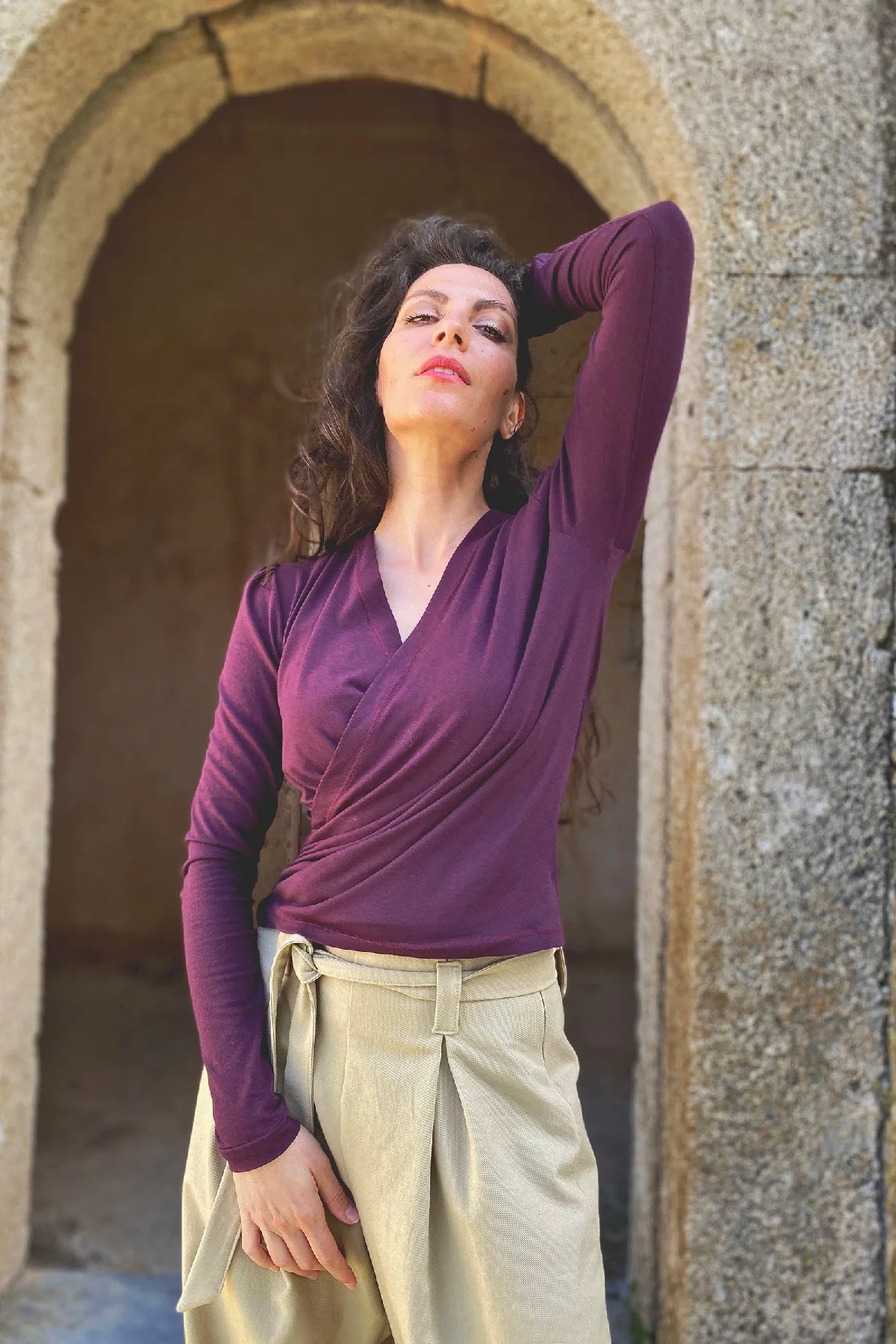 Maglia Yelena jersey cotone abbigliamento sostenibile sartoriale brand etico malia la
