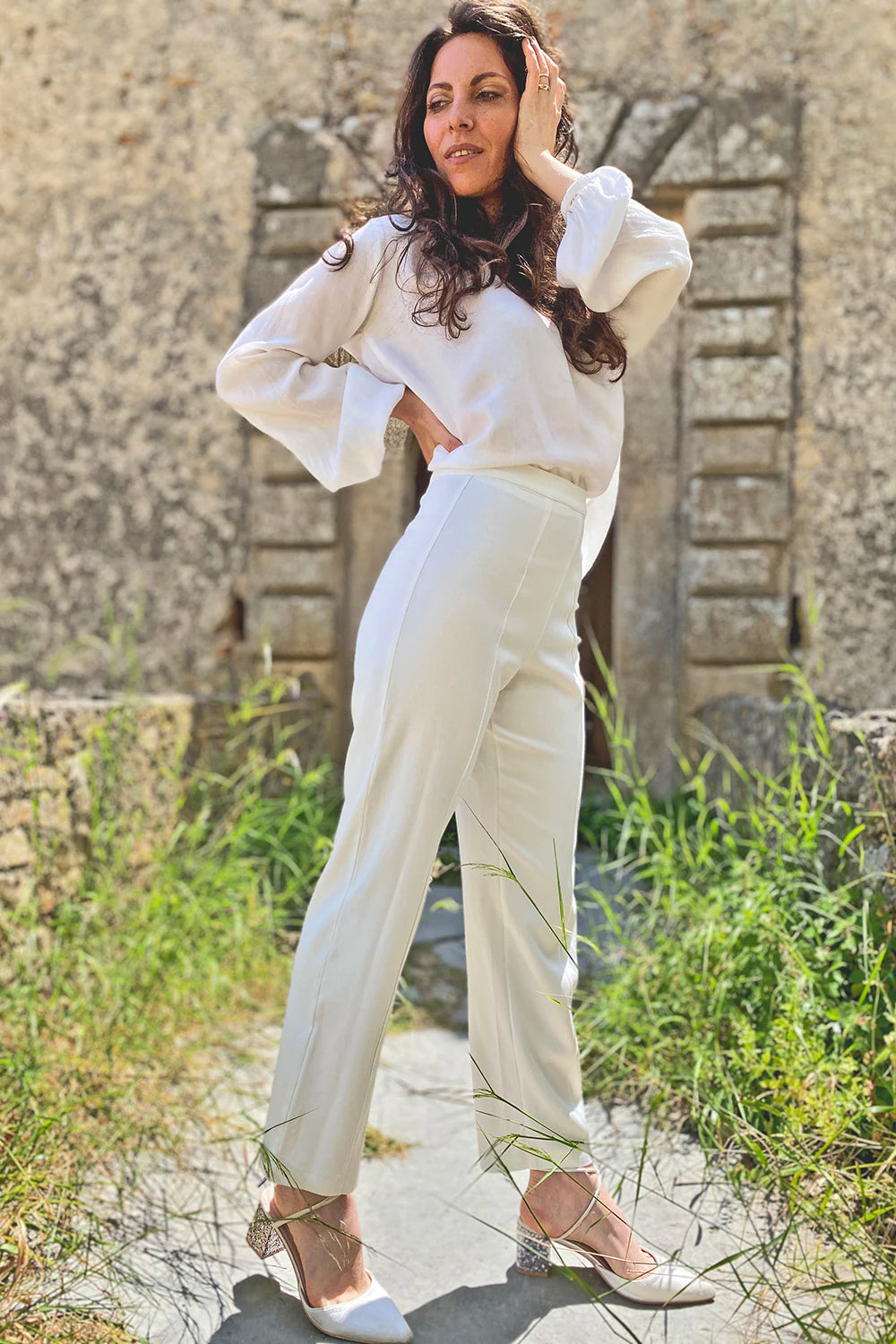 Pantalone Chiara bamboo ecologico abbigliamento sartoriale sostenibile brand etico malia lab vista laterale
