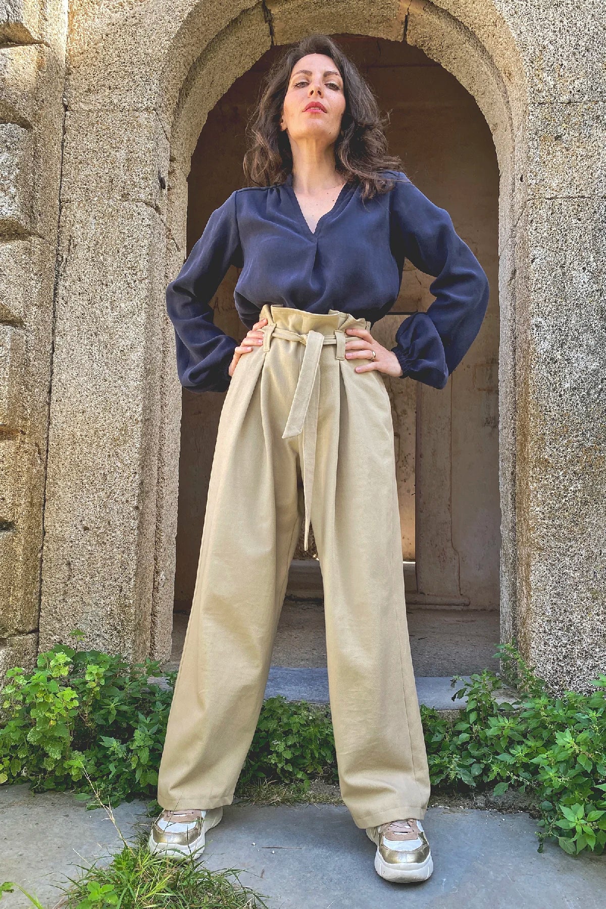 Pantalone Elaine ampio cotone camicia Alice seacell abbigliamento artigianale sostenibile brand malia lab

