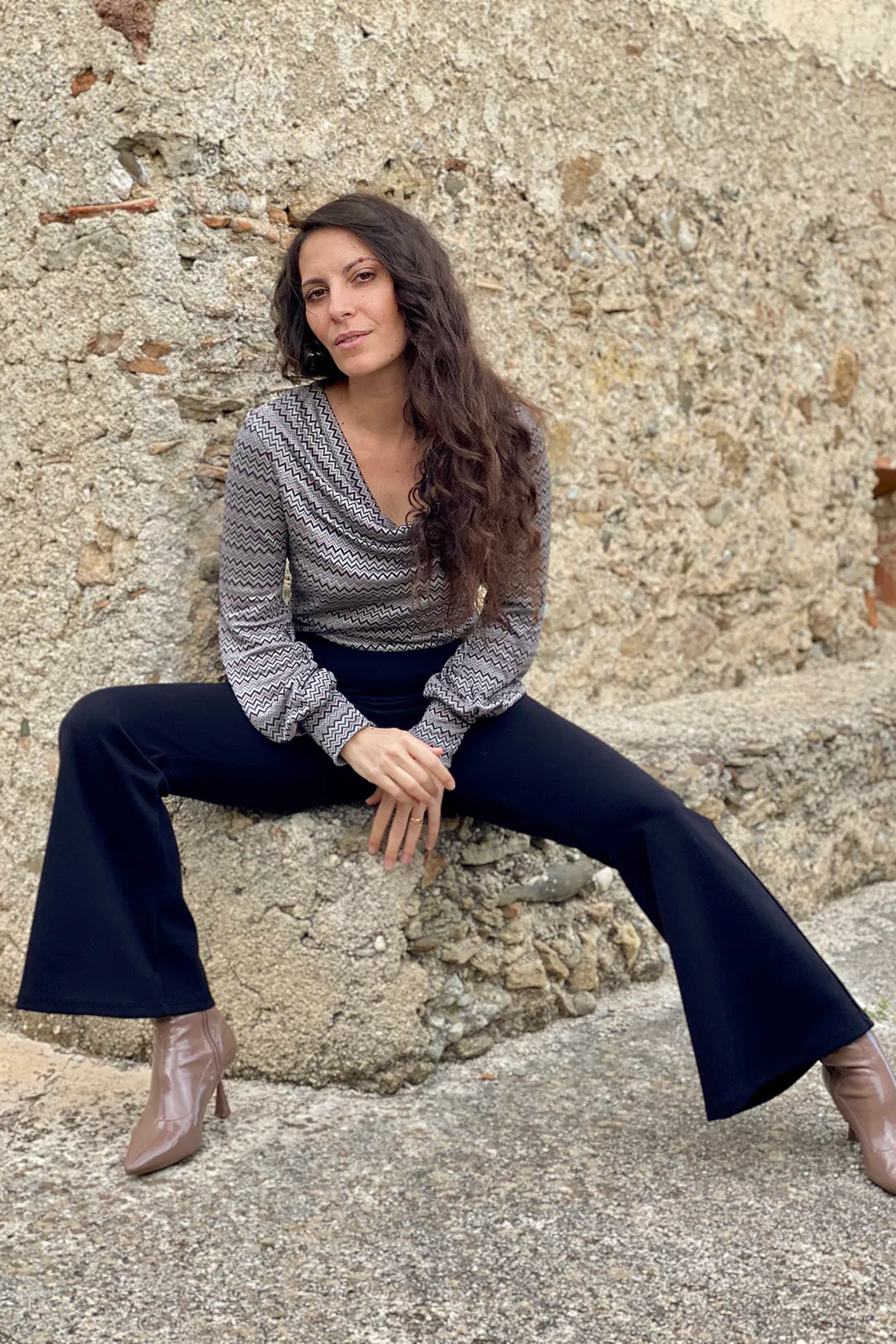 Pantalone slimfit zampa cotone biologico felpato abbigliamento sostenibile malia lab donna
