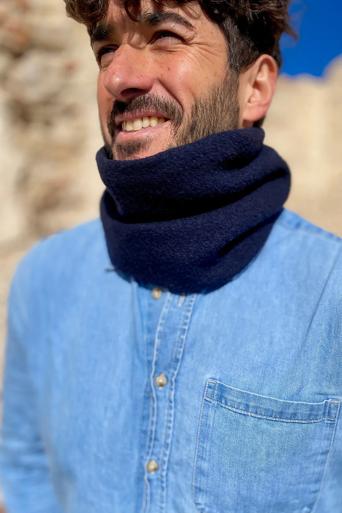 Scaldacollo blu notte lana cotta deadstock cotone biologico accessori abbigliamento sostenibile malia lab uomo
