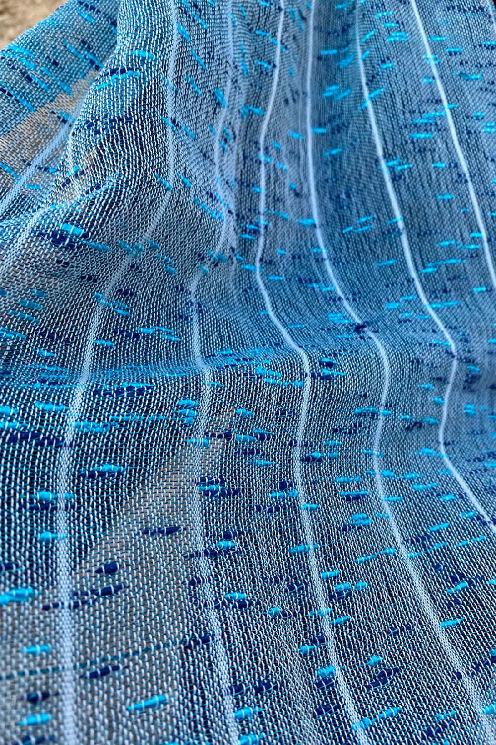 Sciarpa MOSQUITO light multicolore telaio tradizionale accessori artigianali sostenibili malia lab dettaglio
