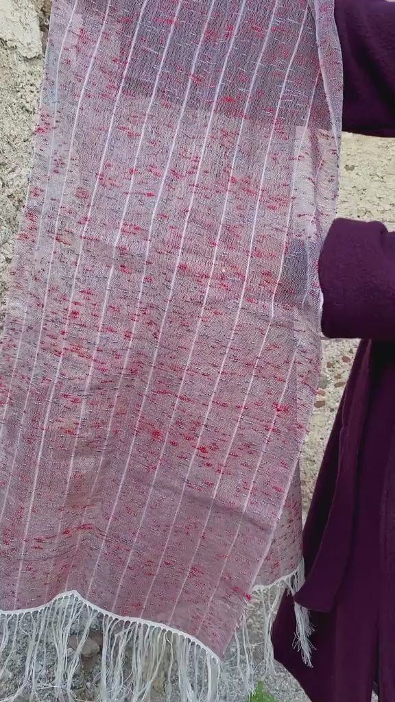 Sciarpa cotone mosquito telaio manuale antico accessori artigianali rosso dettaglio
