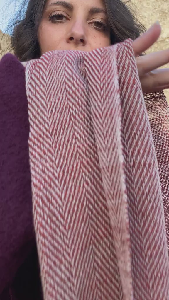 Scialle seta ampio telaio manuale antico accessori artigianali bordeaux
