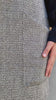 Flavia Amato indossa Abito in lana biologica STEPHANIE parte superiore stile camicia in lyocell moda etica artigianale brand malia lab abbigliamento biologico sostenibile abbigliamento sartoriale donna